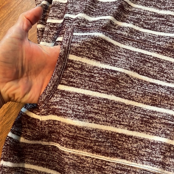 Like new Market & Spruce striped hooded quarter length sleeve top - Picture 10 of 13